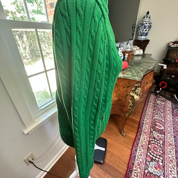 Excellent condition Ralph Lauren Green Cable sweater - Picture 3 of 5